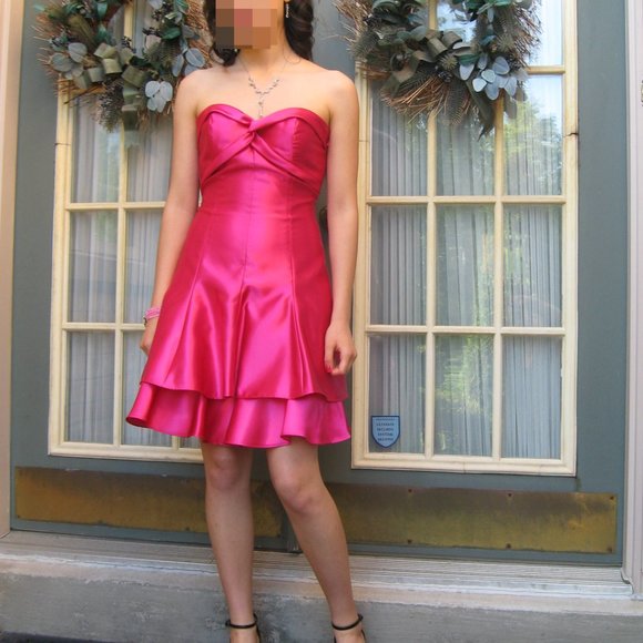 Sweetheart Strapless Prom Dress with Back Cutout - Picture 2 of 6